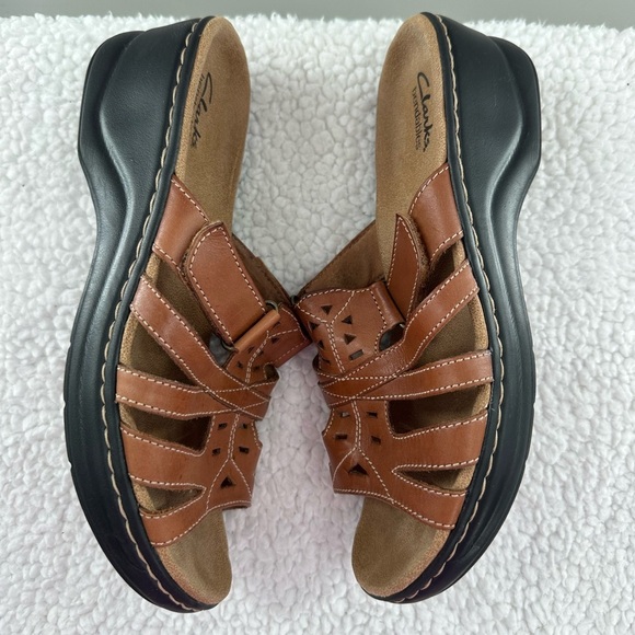 Clarks Bendables Lexi Brown Open Toe Slip On Sandals - Picture 4 of 7